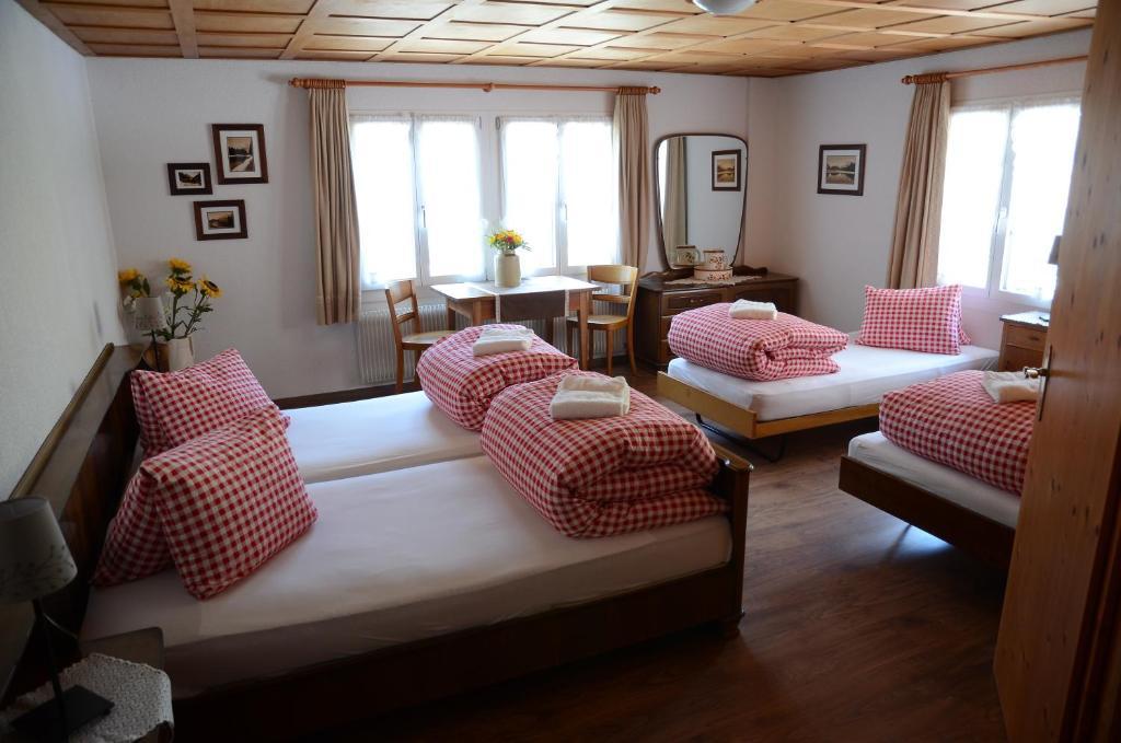 Gaestehaus Schaefli Intschi Quarto foto